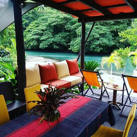 Salt Lake Lodge Savusavu Ngoại thất bức ảnh